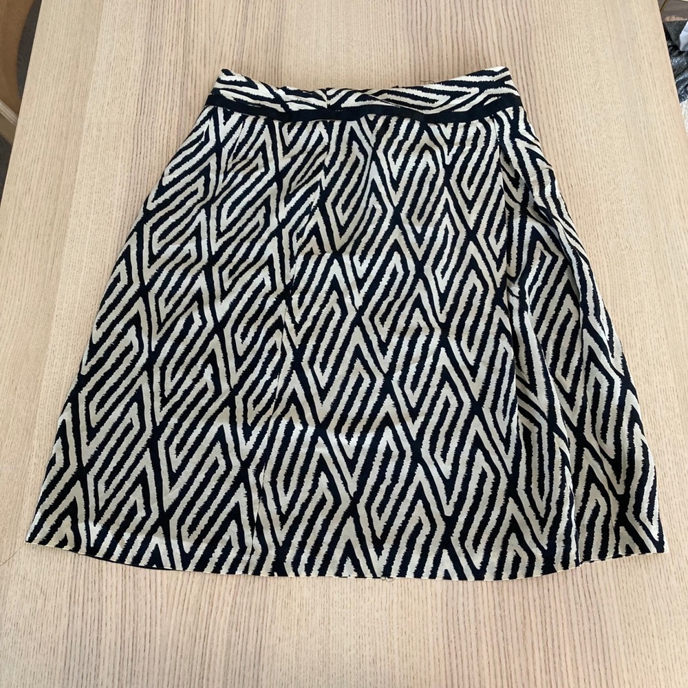 Ann Taylor Skirt Womens 2 Black Beige Geometric Ikat A-Line Lined Professional
